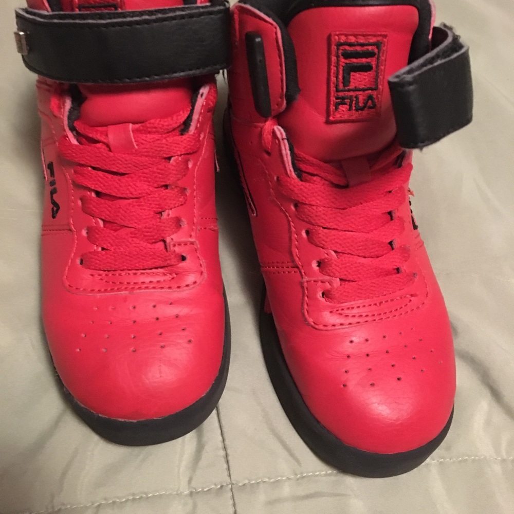 Kids red fila sneakers size 1